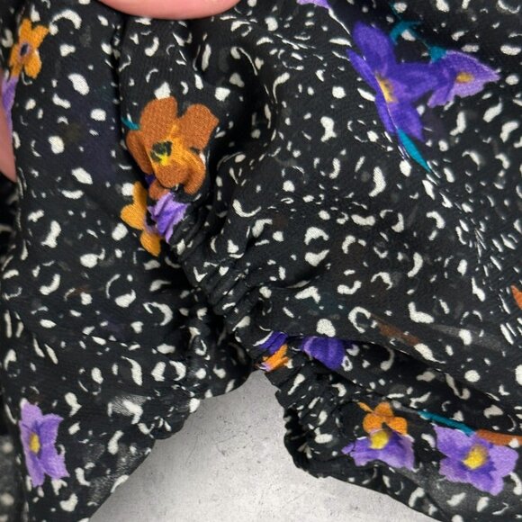 ASTR Shirred Puff Sleeve Sweetheart Neck Floral Smocked Top Size Medium Boho M - Picture 9 of 16